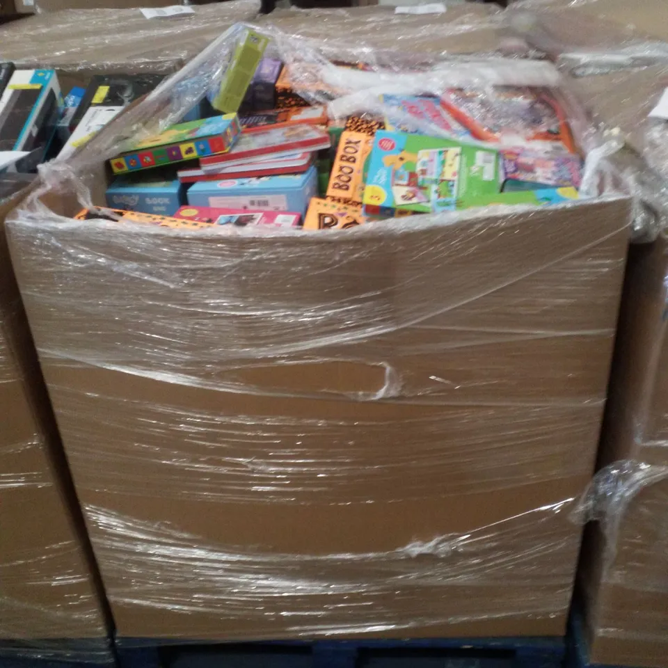 PALLET CONTAINING ASSORTED CHILDRENS ACTIVITY SETS/BOOKS INCLUDING FUN WITH SPOT!, BLUEY BOOK AND TOY, DISNEY HALLOWEEN LIBRARY, POKÉMON ADVENTURE GIFT BOX & PLAY YOUR CARDS RIGHT