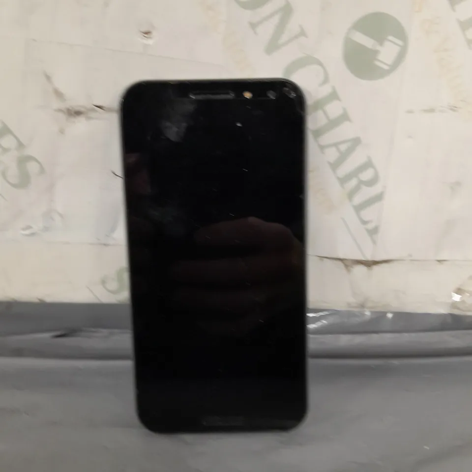 VODAFONE SMART N8 IN GREY