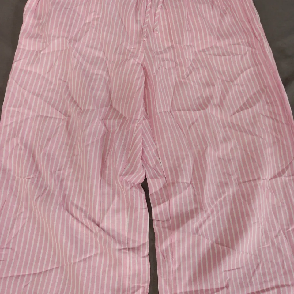 BERSHKA PINSTRIPE PANTS IN PINK/WHITE SIZE SMALL