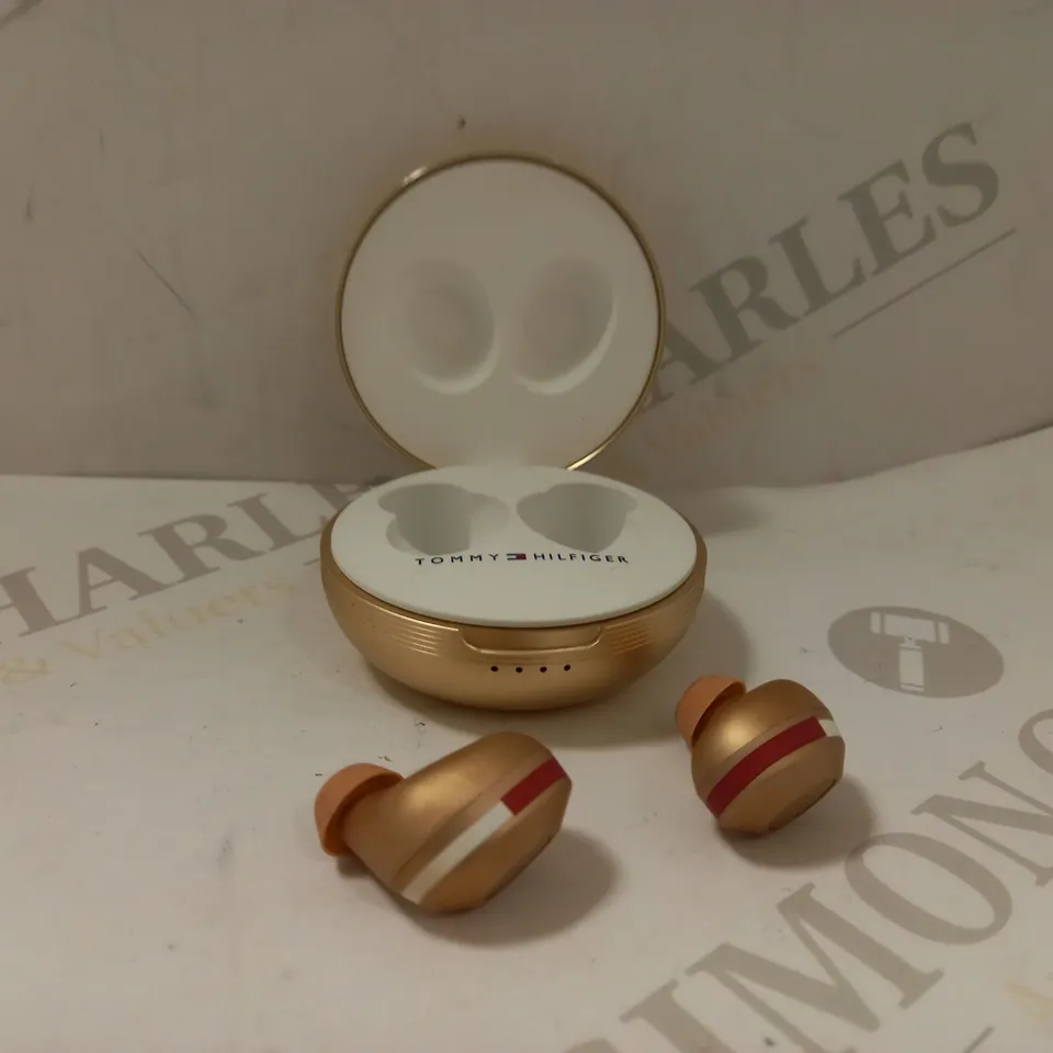 TOMMY HILFIGER WIRELESS EARBUDS METAL CASE RRP £90