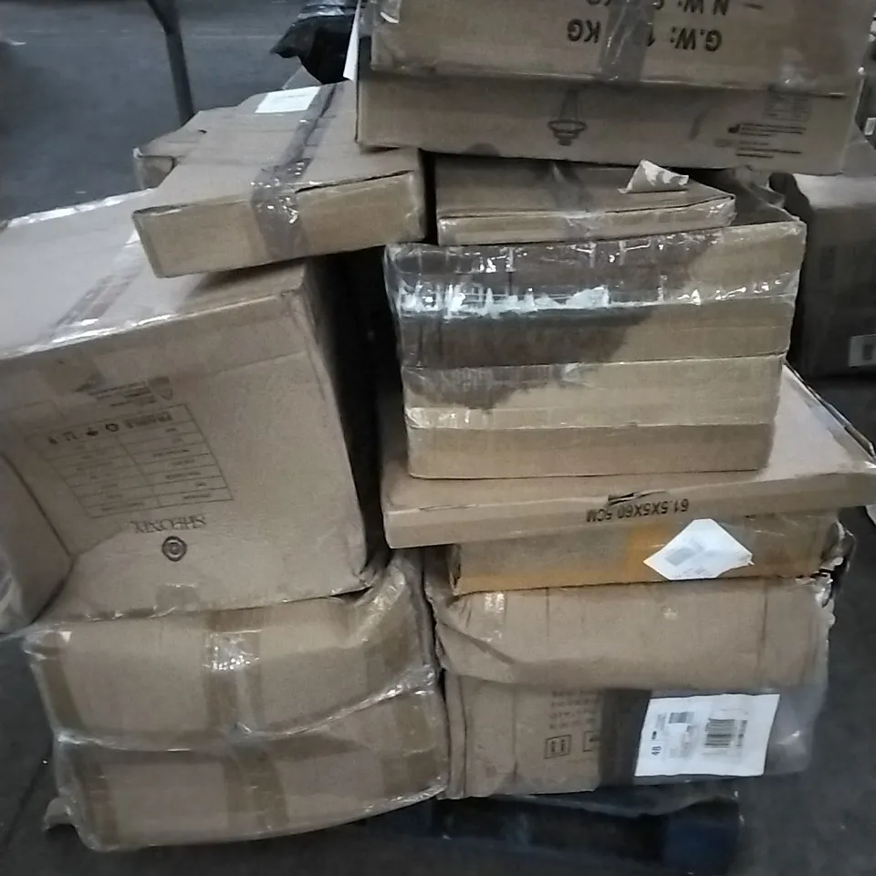 PALLET OF HOUSEHOLD ITEMS TO INCLUDE SHAMPOO CHAIR, CEILING LAMP AND CAMPING TABLE 