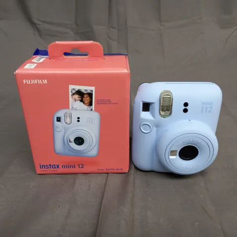 FUJIFILM INSTAX MINI 12 INSTANT CAMERA IN BLUE