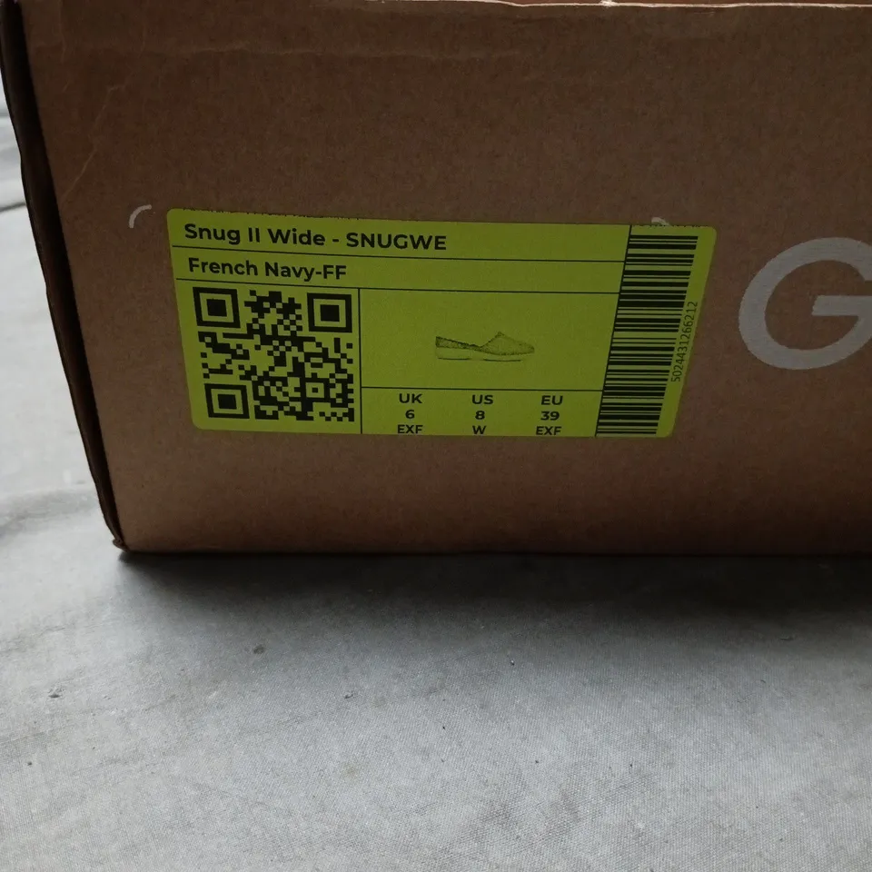 SNUG II WIDE SLIPPERS – FRENCH NAVY, UK 6