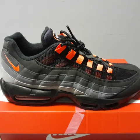 BOXED PAIR OF NIKA AIR MAX 95 IN BLACK/ORANGE - UK 10.5