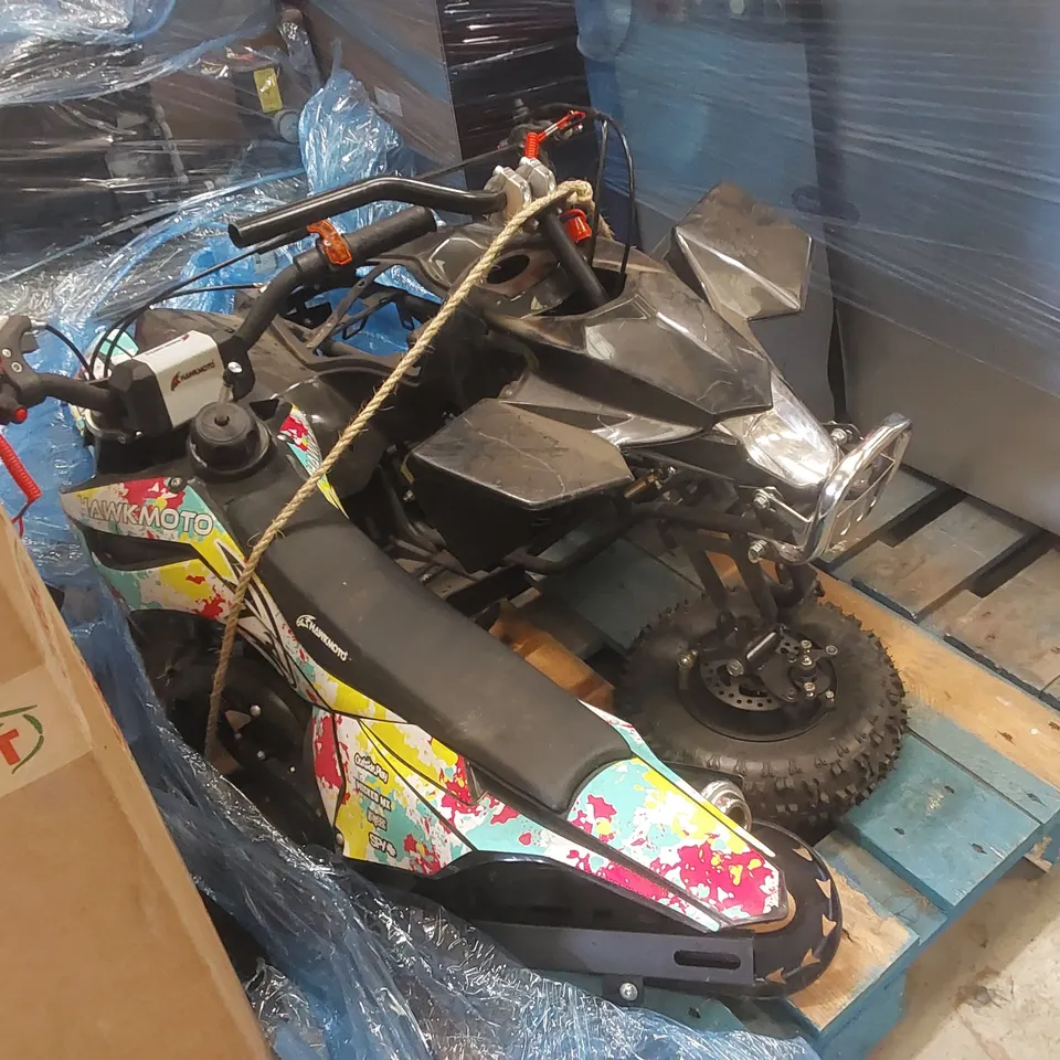 PALLET CONTAINING MINI DIRT BIKE AND MINI QUAD BIKE PARTS