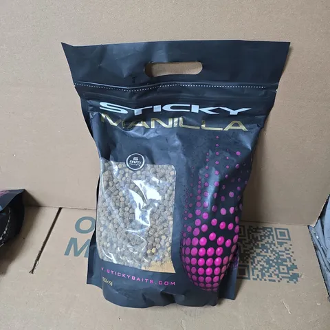 STICKY MANILLA 6MM PELLETS FISH BAIT - 2.5KG 