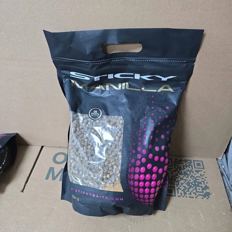 STICKY MANILLA 6MM PELLETS FISH BAIT - 2.5KG 