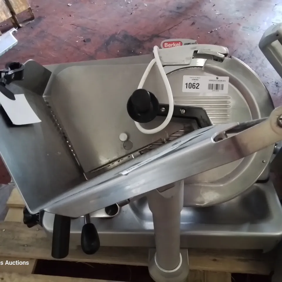 BERKEL ELECTRIC MEAT SLICER