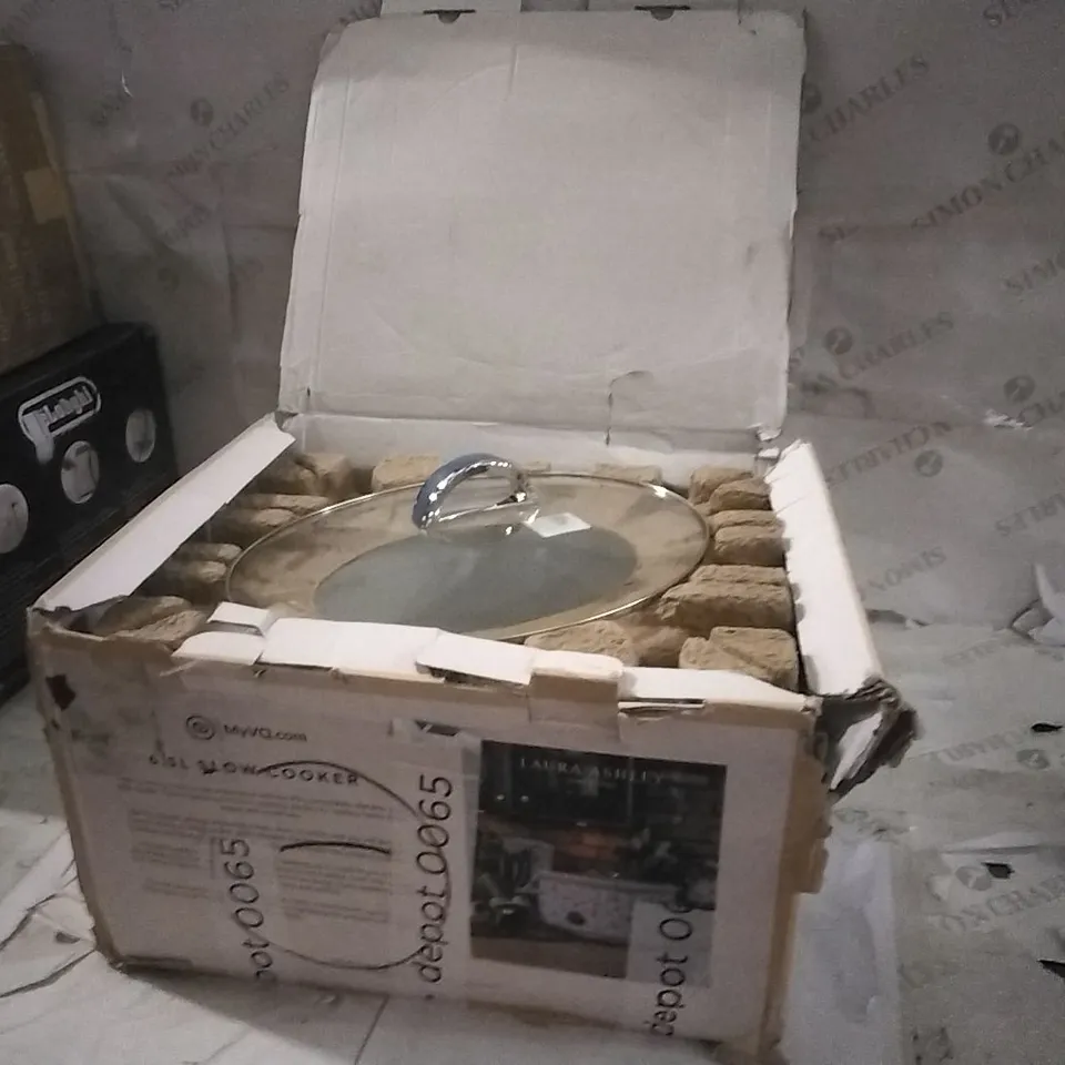 BOXED LAURA ASHLEY 6.5L SLOW COOKER 