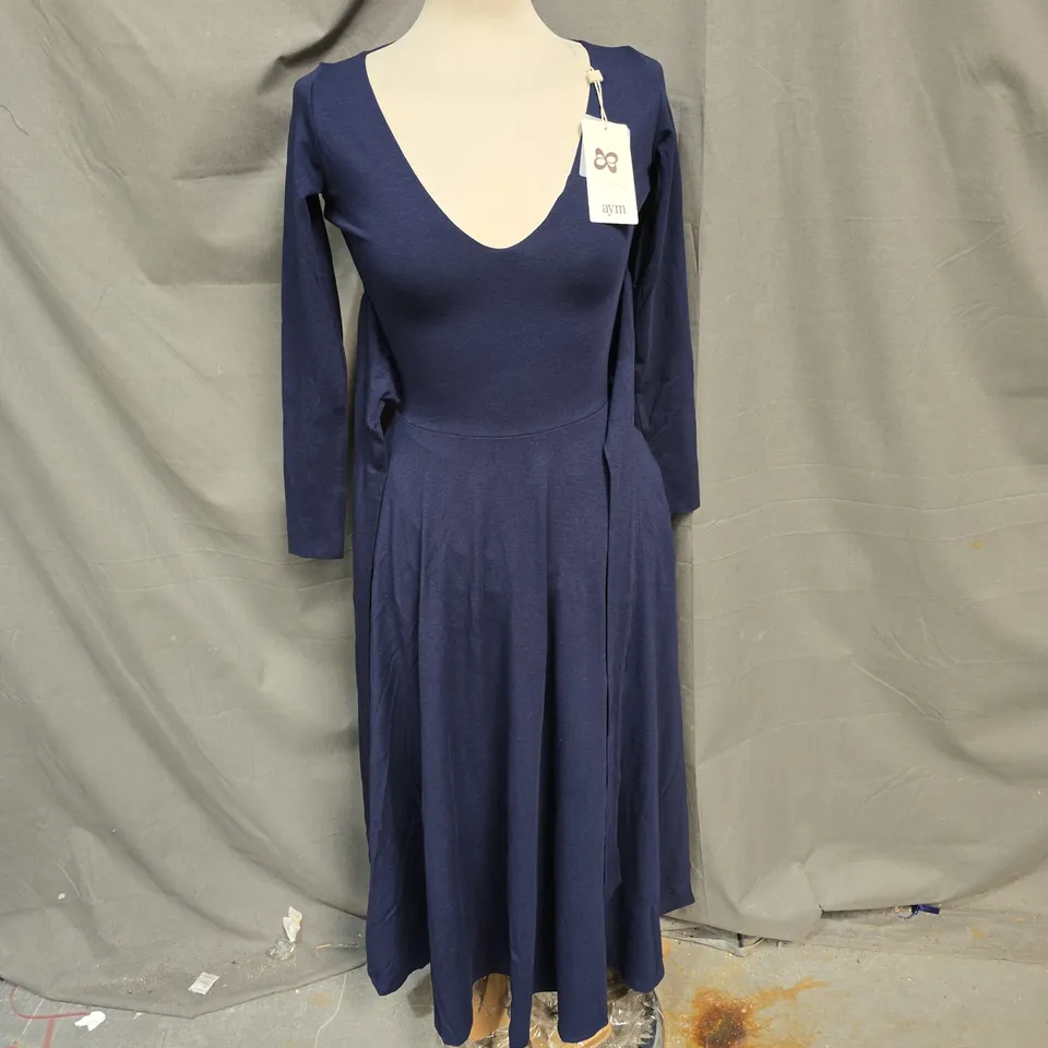 AYM STUDIO NAVY BLUE LONG-SLEEVE MAXI DRESS