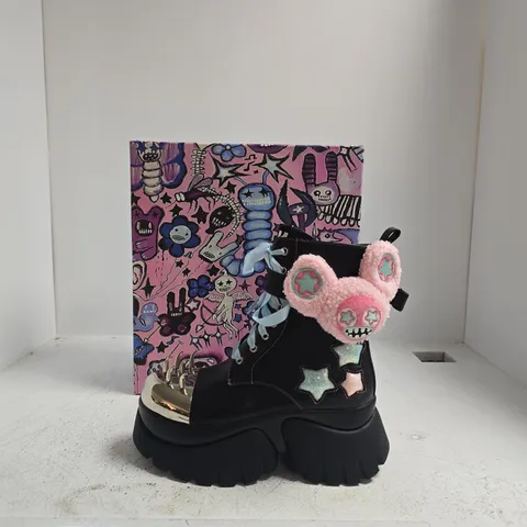 KOI FRUNKROCKER SIDEKICK PLATFORM BOOTS - BLACK, UK SIZE 6