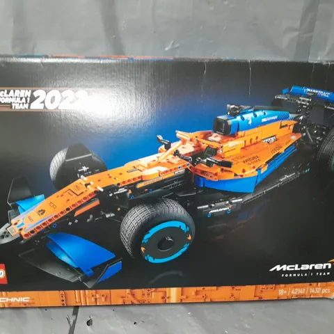 BOXED LEGO TECHNIC MCLAREN FORMULA 1 RACE CAR 2022 (42141)