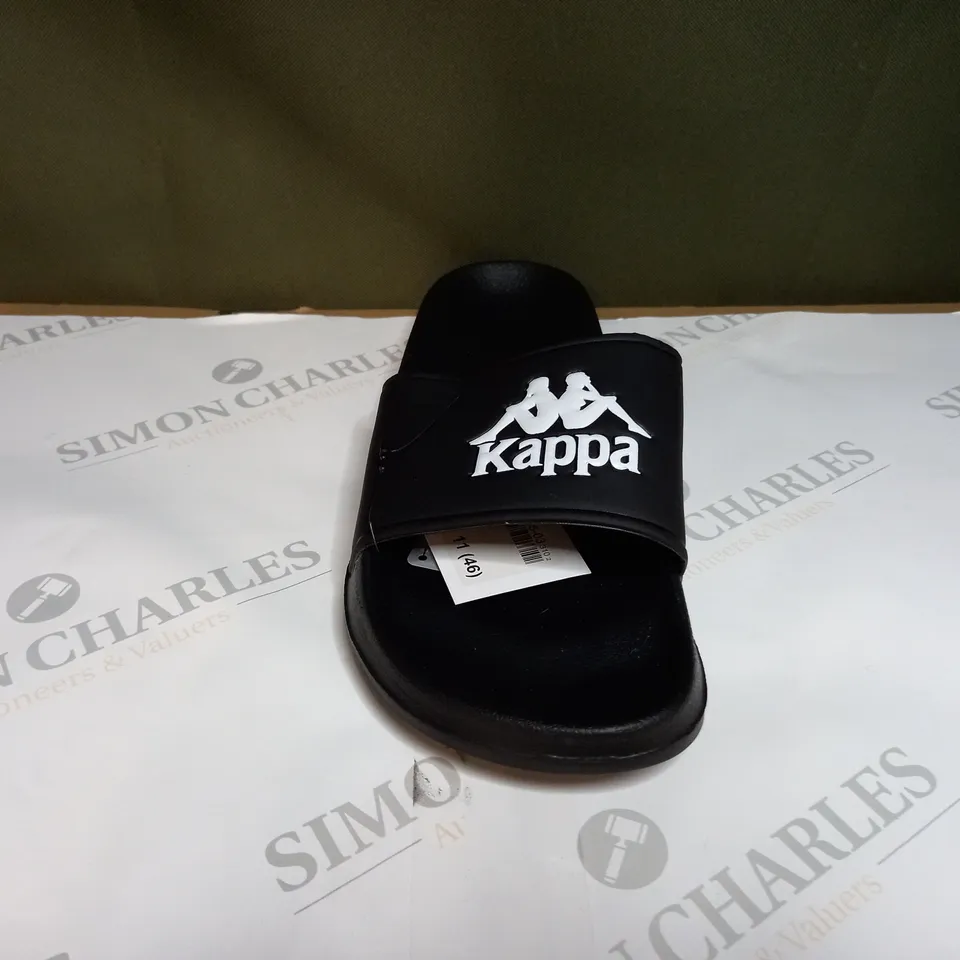 KAPPA AUTHENTIC SLIDERS IN BLACK - 11