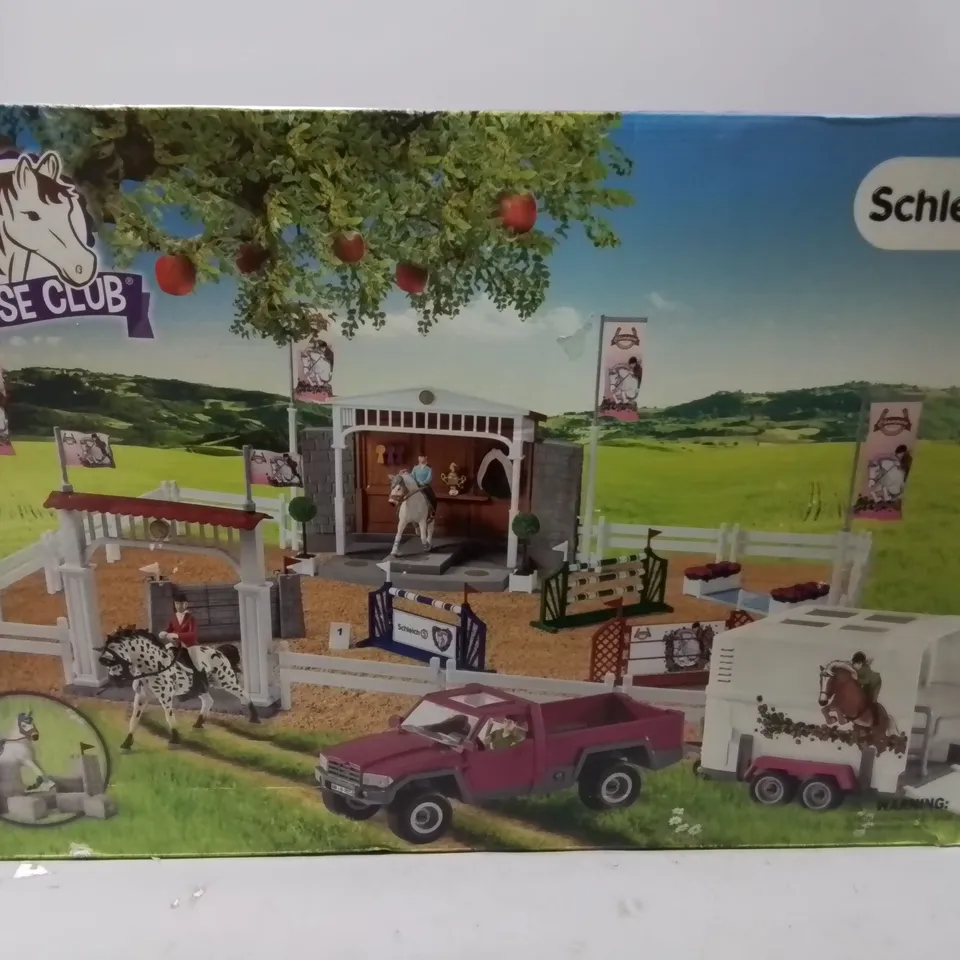 BOXED SCHLEICH HORSE CLUB TOY SET