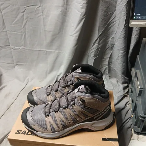 SALOMON X-ADVENTURE RECON MID GTX W HIKING BOOTS, UK 9 (GREY/BROWN)