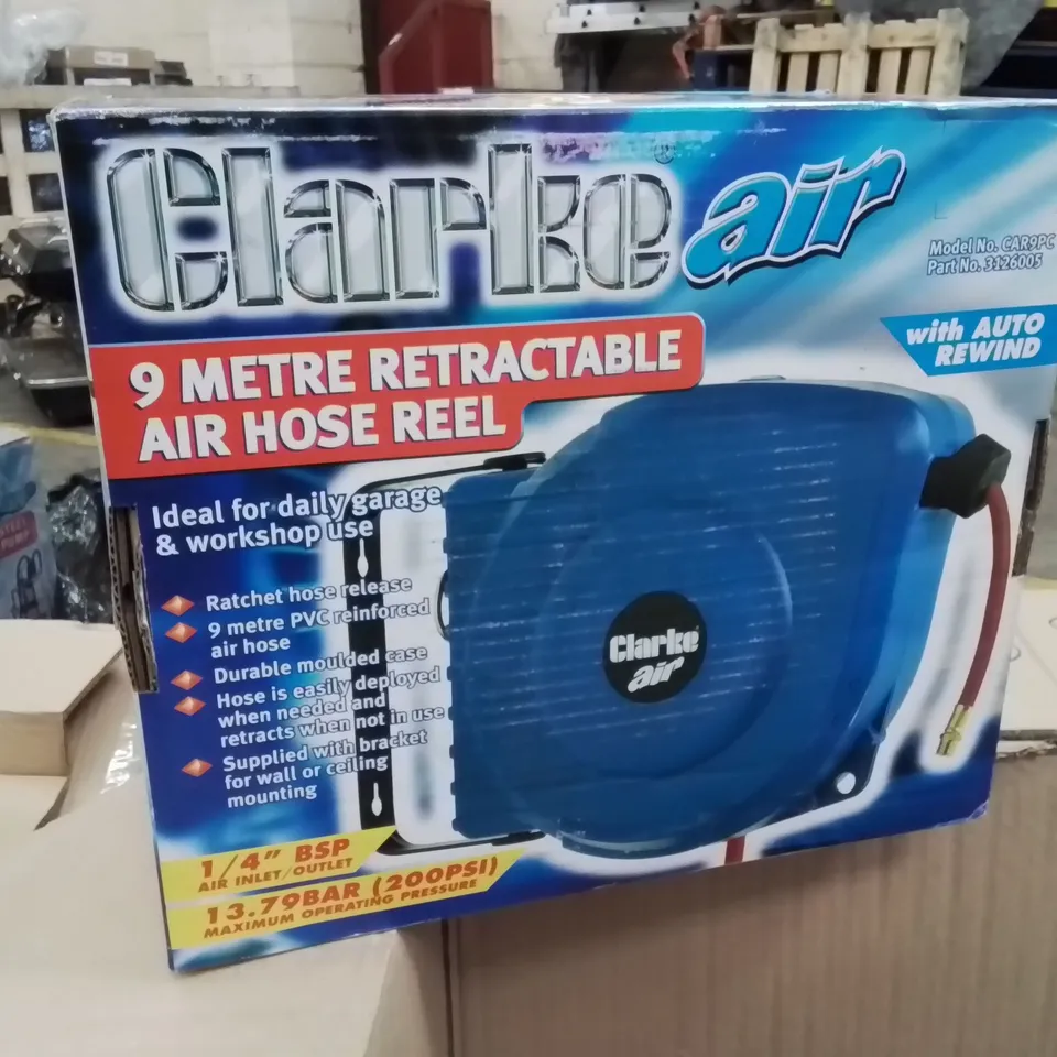 CLARKE AIR 9M RETRACTABLE AIR HOSE REEL – BOXED