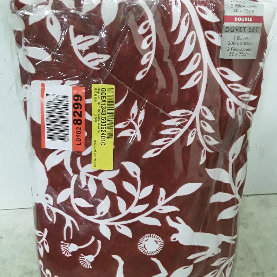BAGGED MAGELLAN 180 TC REVERSIBLE DUVET COVER
