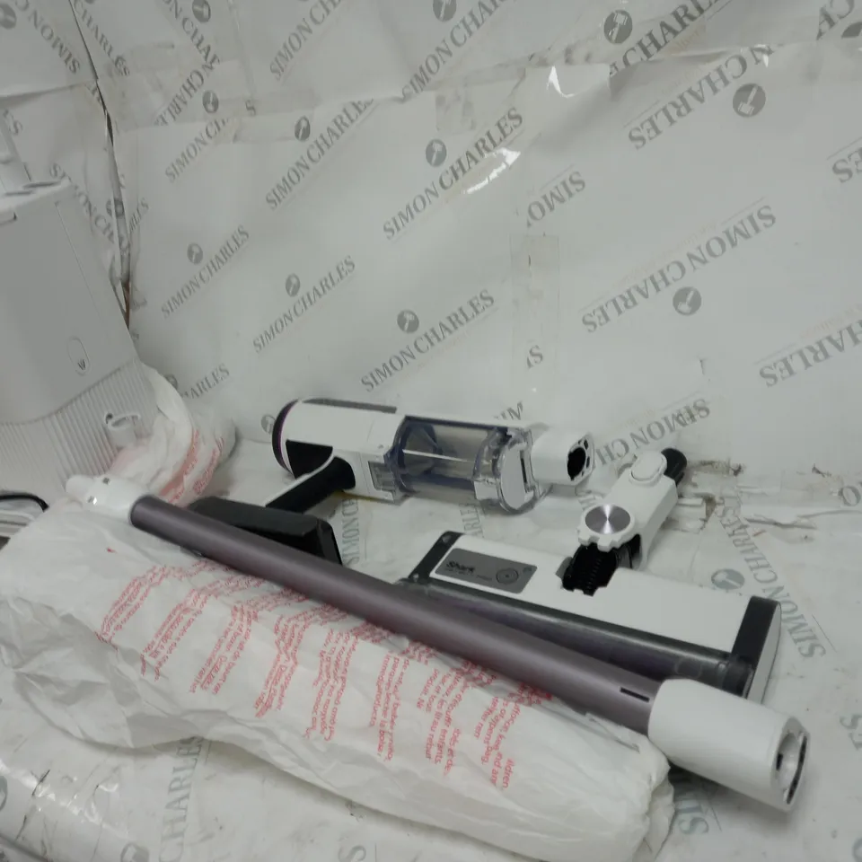 BOXED SHARK DETECT PRO 1.3L AUTO EMPTY VACUUM CLEANER IW3510UK