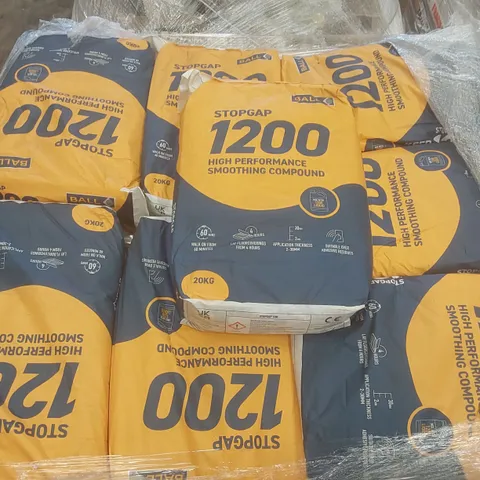 PALLET CONTAINING A VERY LARGE QUANTITY OF BALL STOPGAP 1200 HIGH PERFORMANCE SMOOTHING COMPOUND