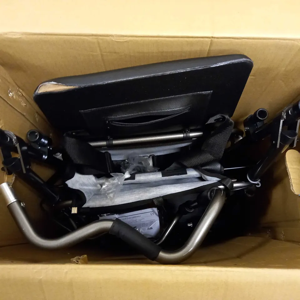 PATTERSON MEDICAL ROLLATOR