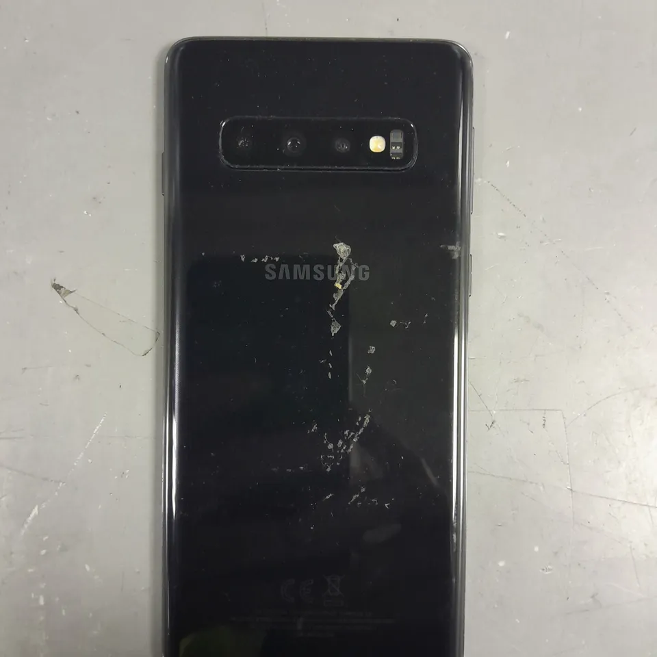 SAMSUNG GALAXY S10 SMARTPHONE 