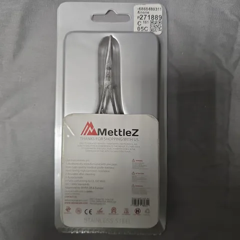 METTLEZ STAINLESS STEEL MANICURE INSTRUMENT - APPROXIMATELY 9 PCS 