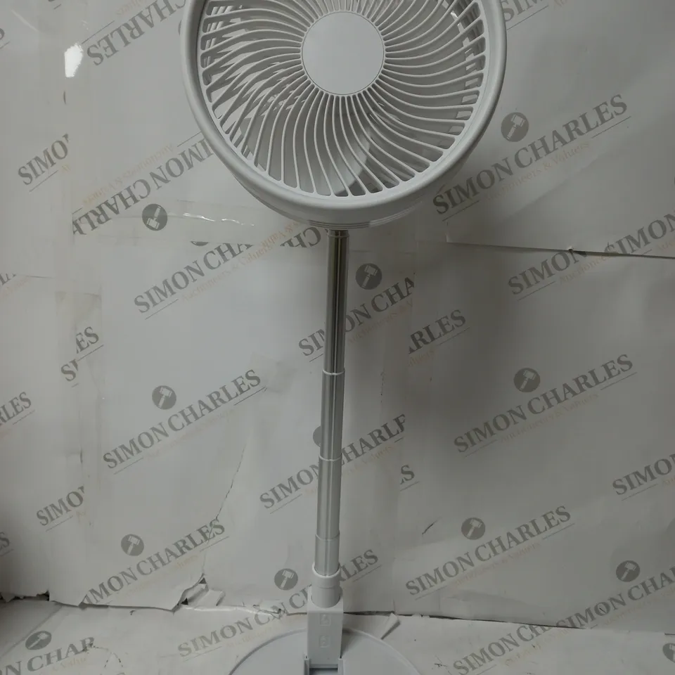 MY FOLDAWAY RECHARGEABLE FAN