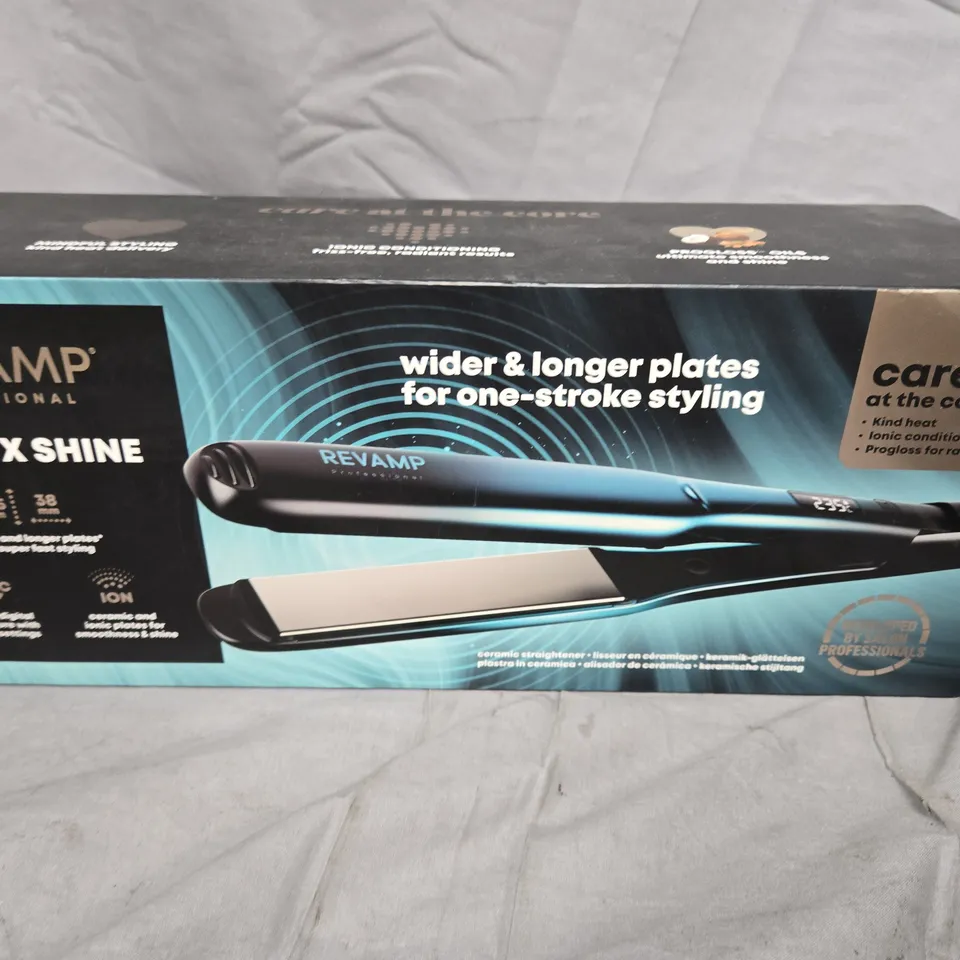 REVAMP PROFESSIONAL ULTRA X SHINE HAIR STRAIGHTENER