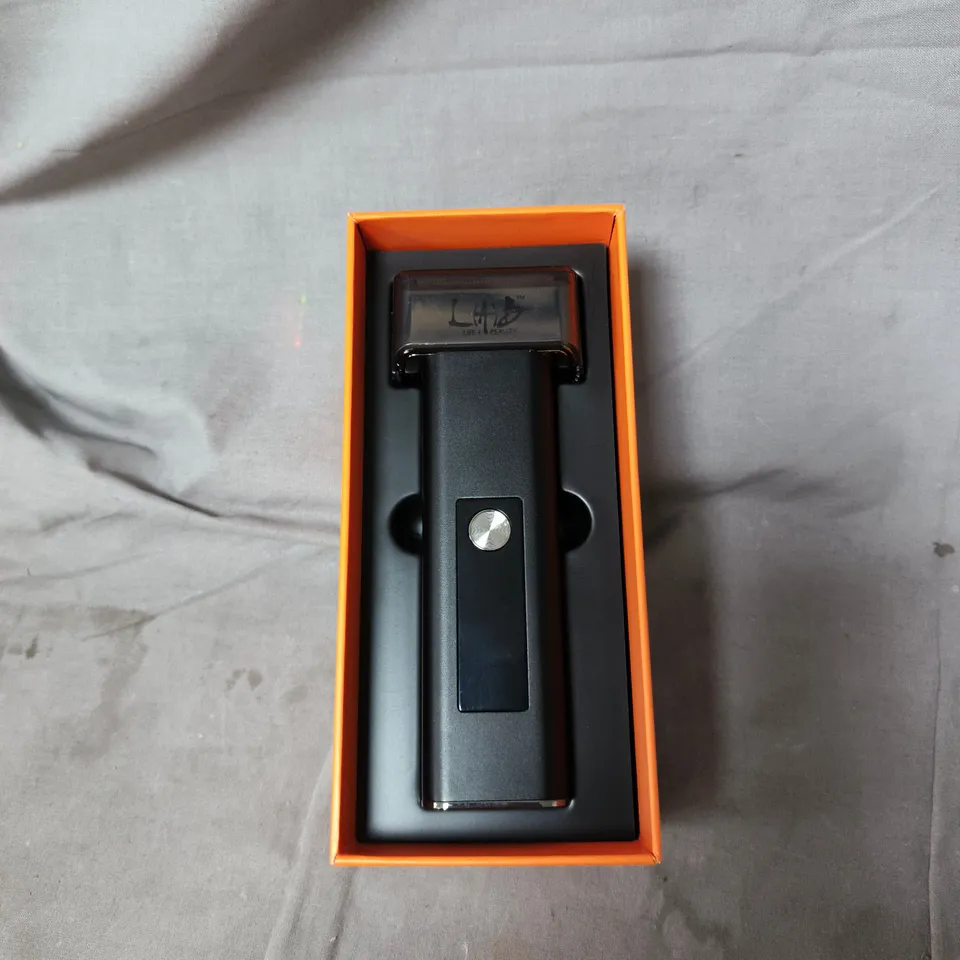 LAB PRO-SHAVE+ ELECTRIC SHAVER BOXED