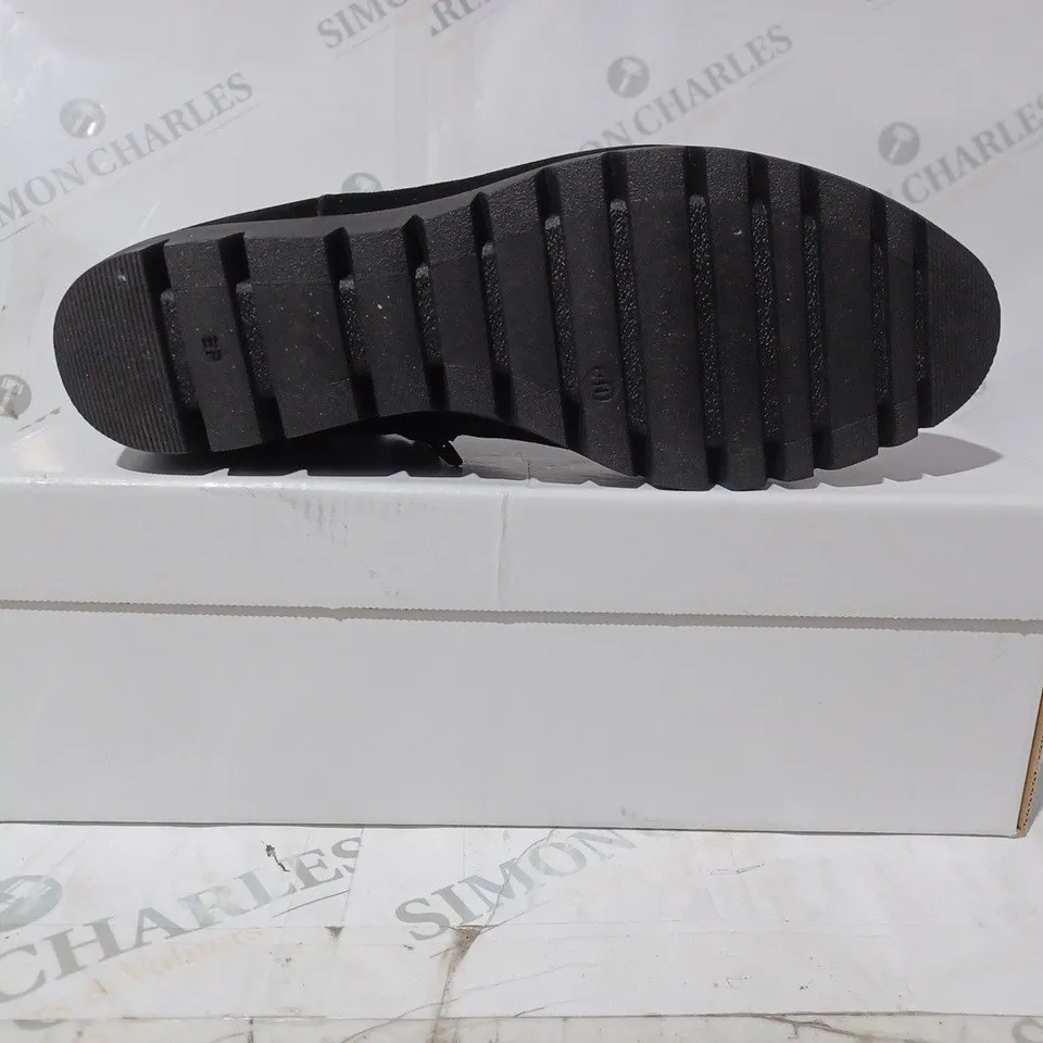 BOXED PAIR OF SHOON SUEDE SIDE-ZIP WEDGE ANKLE BOOTS IN BLACK UK SIZE 7