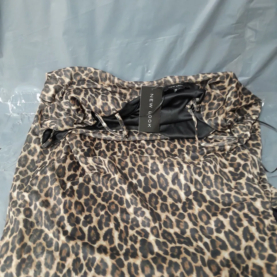 LEOPARD PRINT MECH LOW BACK MIDAXI - 22 RRP £27.99