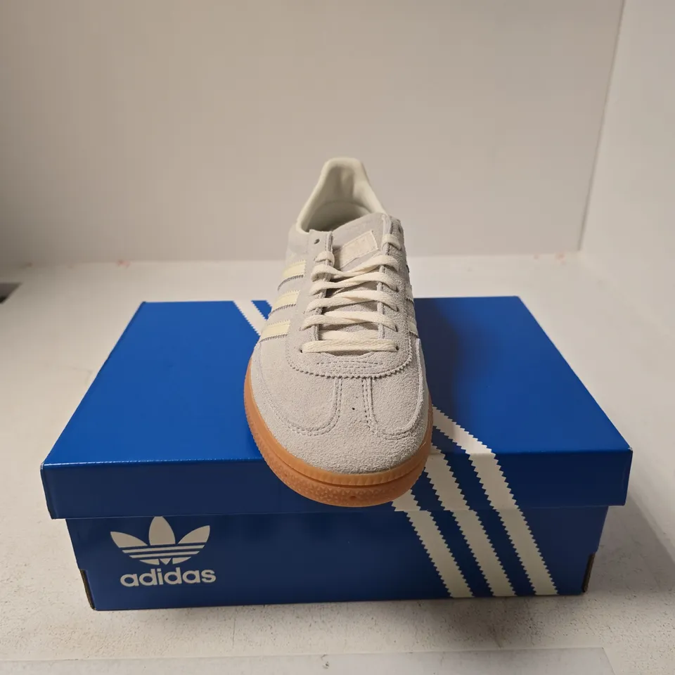 ADIDAS WOMENS HANDBALL SPEZIAL UK 6 BOXED