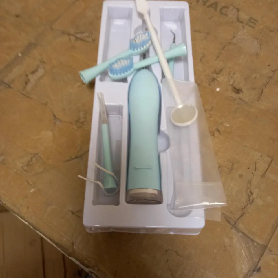 SONIC TOOTHBRUSH + CLEANER SET