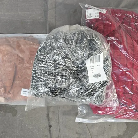 APPROXIMATELY 20 ASSORTED CLOTHING AND FASHION PRODUCTS IN VARIOUS STYLES AND SIZES - COLLECTION ONLY