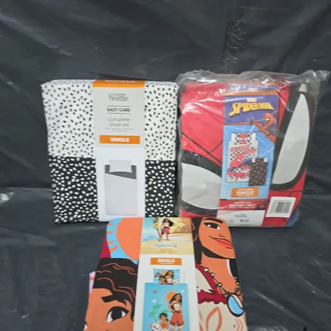 BOX OF APPROX 6 ASSORTED DUVET SETS IN VARIOUS SIZES