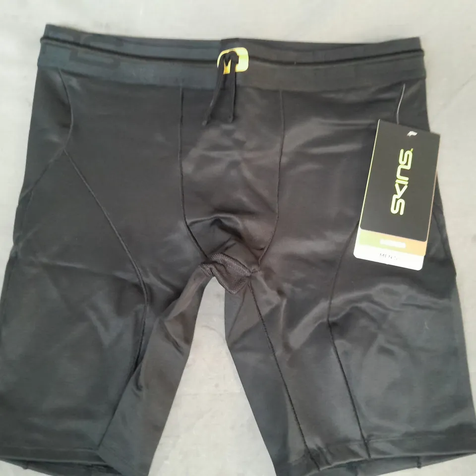 SKINS SERIES-5 MEN'S COMPRESSION POWERSHORTS IN BLACK SIZE LARGE