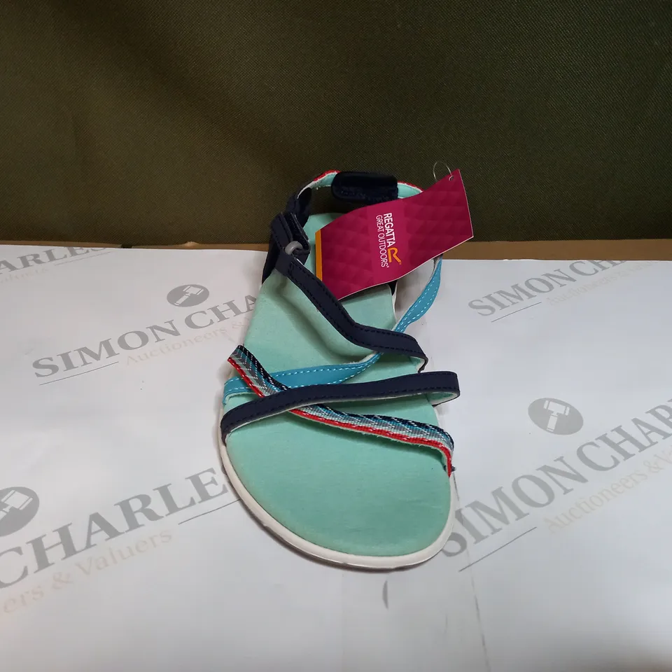 REGATTA LADY SANTA ROMA SANDALS SIZE 5