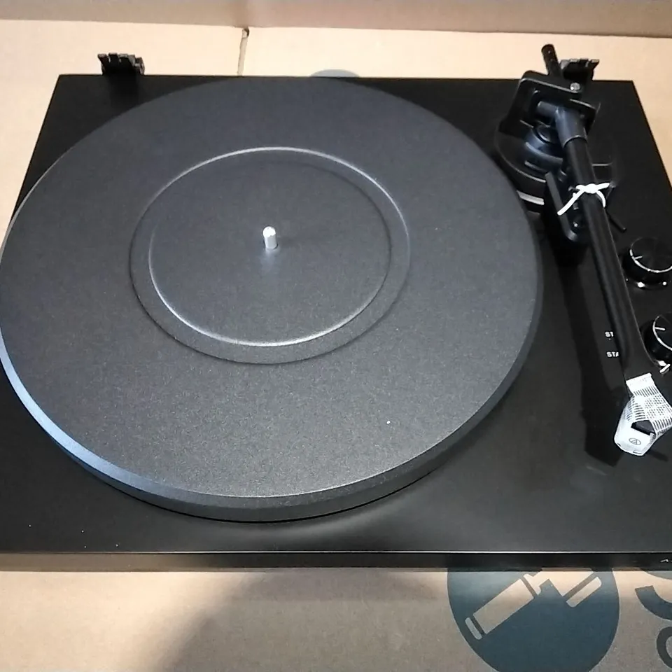 BOXED ARGON AUDIO TURN TABLE MK2 IN BLACK 