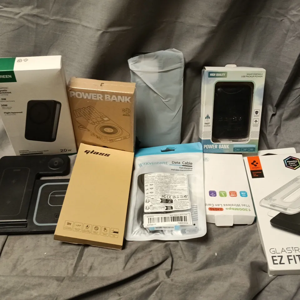 APPROXIMATELY 20 ASSORTED MOBILE PHONE ACCESSORIES TO INCLUDE CASES, SCREEN PROTECTORS AND CHARGERS