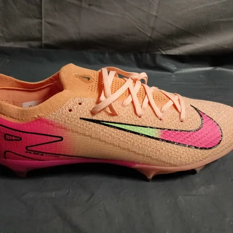 NIKE AIR ZOOM FOOTBALL BOOTS – SIZE UNSPECIFIED