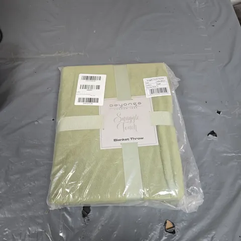 BEYONGS SNUGGLE TOUCH THROW – SAGE 140X180CM