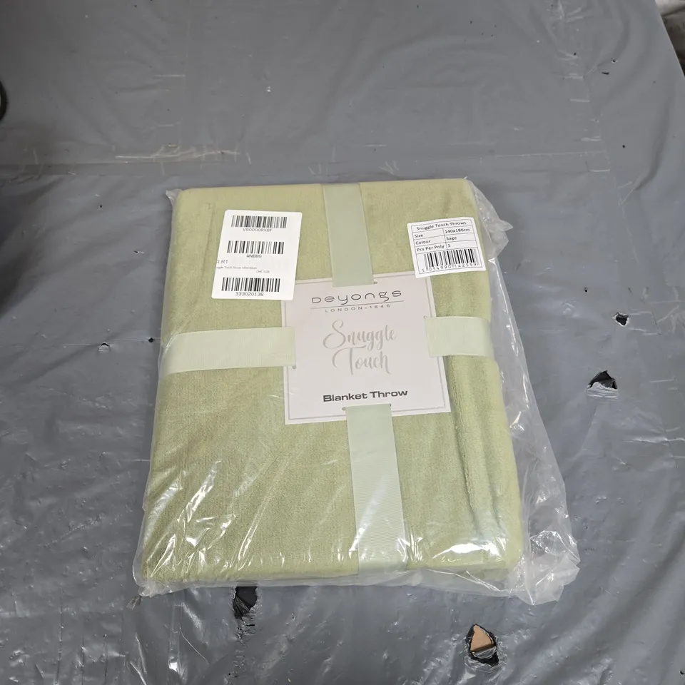 BEYONGS SNUGGLE TOUCH THROW – SAGE 140X180CM