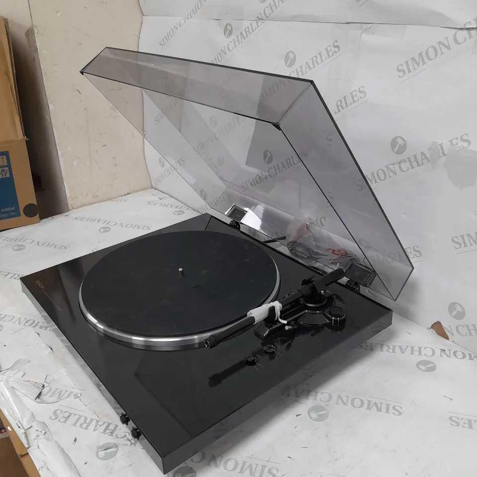 BOXED DENON DP-300F TURNTABLE 