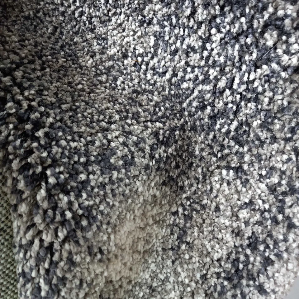 SOFT PILE SHAGGY RUG IN GREY - COLLECTION ONLY