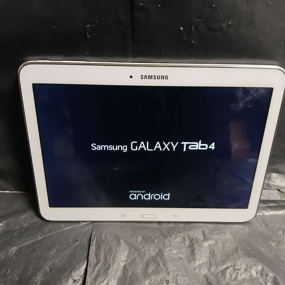 SAMSUNG GALAXY TAB 4 TABLET – WHITE