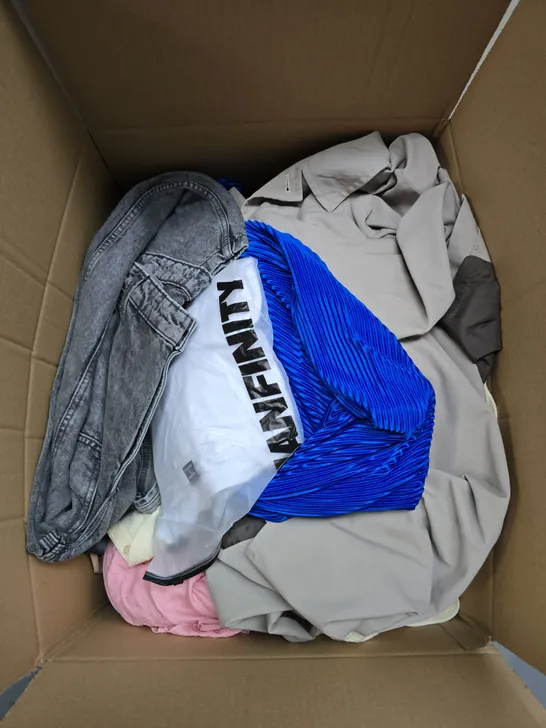 Lot 432: LARGE BOX OF APPROXIMATELY 25 ASSORTED CLOTHING ITEMS IN ...