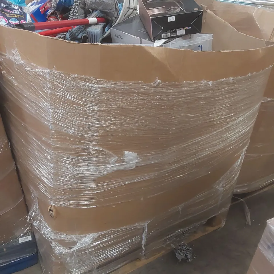 PALLET CONTAINING A VERY LARGE QUANTITY OF ASSORTED CONSUMER PRODUCTS INCLUDING: VILEDA MOP AND BRUSH SETS, IONIC HAIR DRYER, MINKY IRONING BOARD COVER ECT