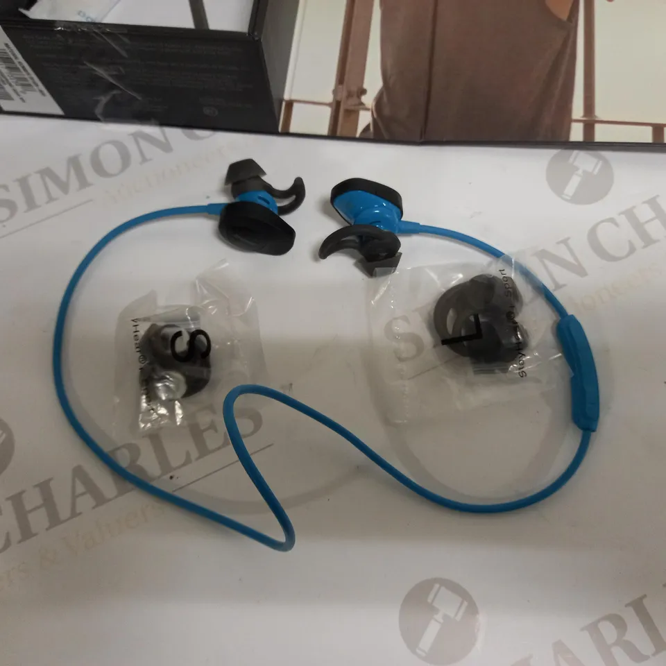 BOSE SOUNDSPORT WIRELESS BLUETOOTH HEADPHONES - AQUA