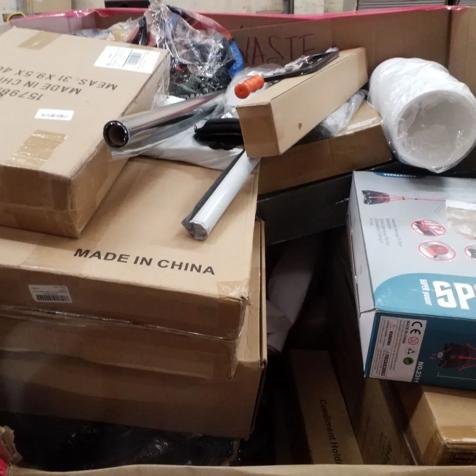 PALLET CONTAINING ASSORTED PRODUCTS INCLUDING PET DOOR, PILATES BOARD, TRUNKI KIDS SUITCASE, AQUARIUM LED LIGHT & KIDS SCOOTER