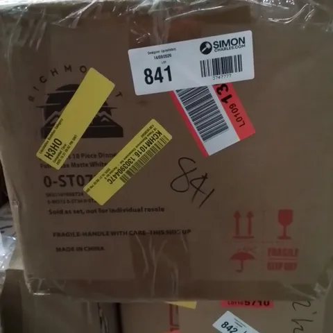 BOXED 18 PIECE STONEWARE DINNERWARE SET - SERVICE FOR 6 (1 BOX)